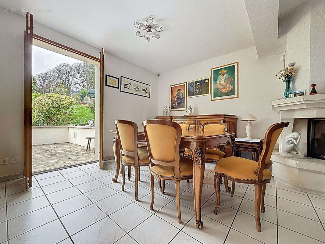 Maison à ORMESSON-SUR-MARNE