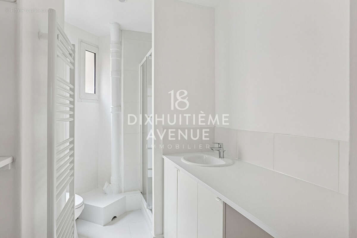 Appartement à PARIS-18E