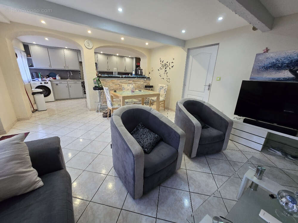 AUTERIVE-Maison 4 pièces 110 m2 - photo 2