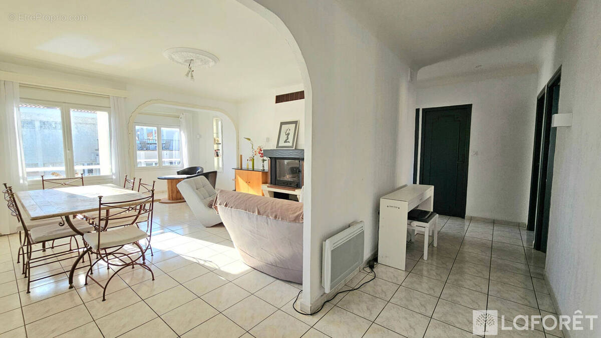 Maison à FRONTIGNAN