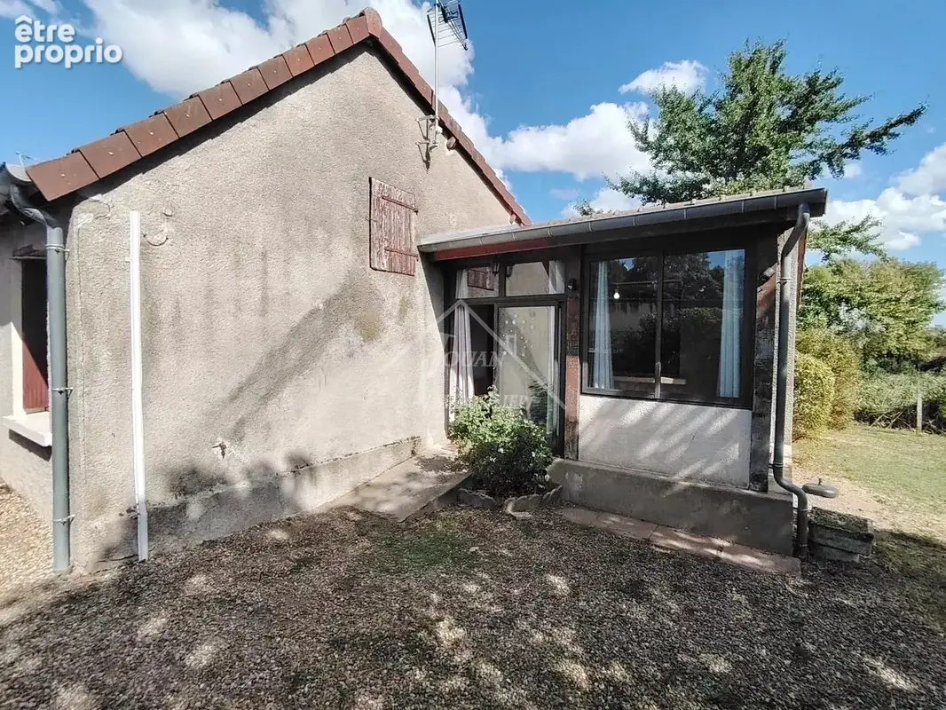 Photo Maison à Pierrefitte-Sur-Loire au prix de 74 000€