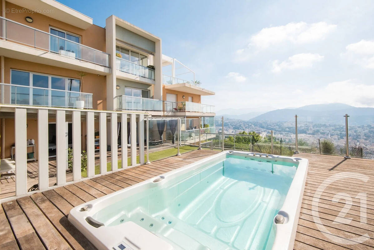 Appartement à NICE