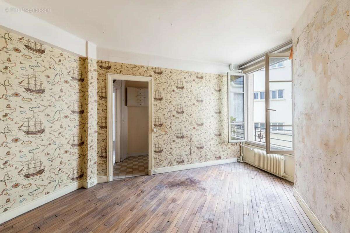 Appartement à PARIS-15E
