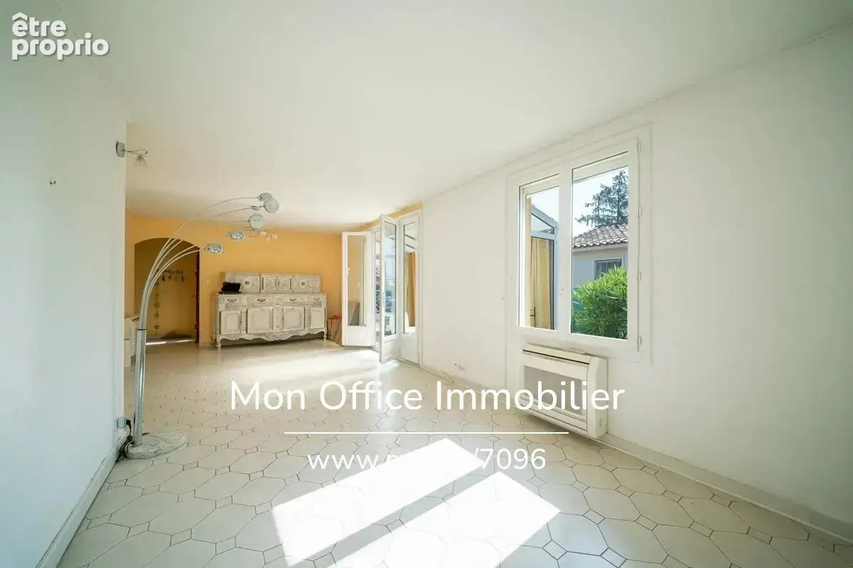 Référence : 7096-NAM - Maison 4 pièces jardin garage - photo 4