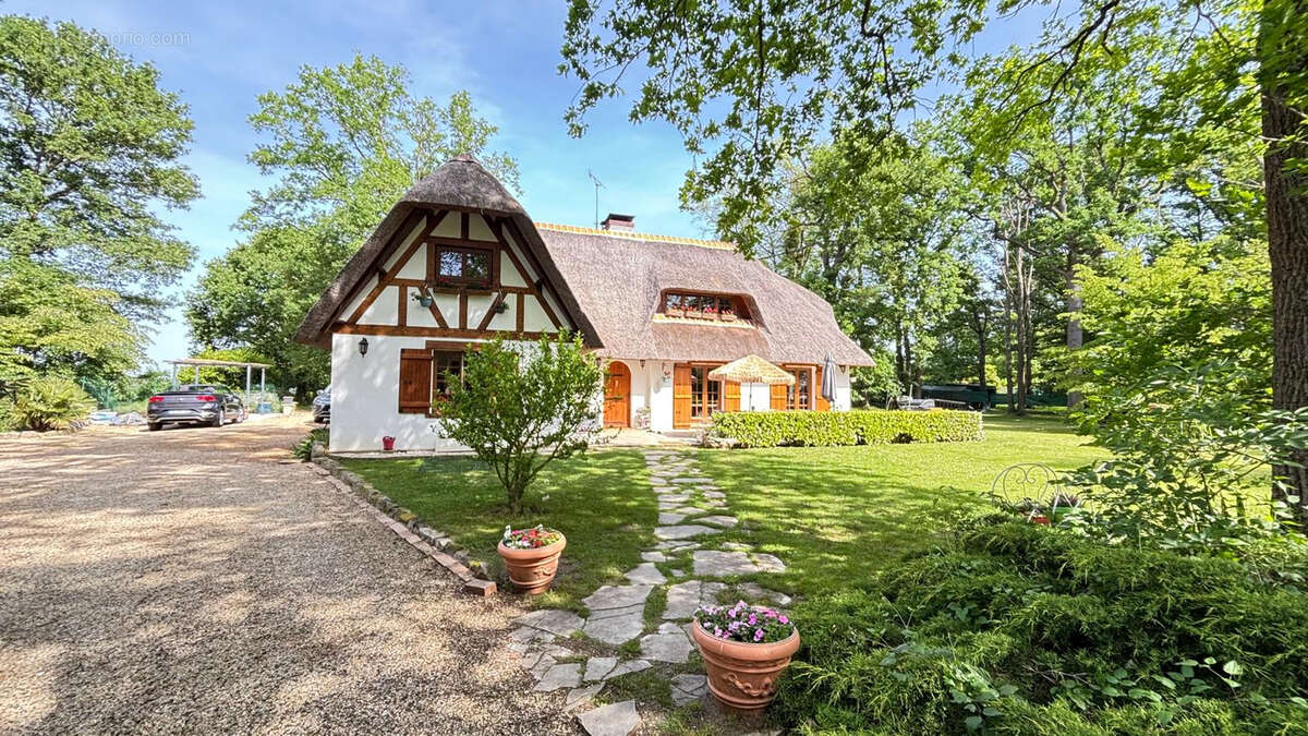 Maison à ASNIERES-SUR-OISE