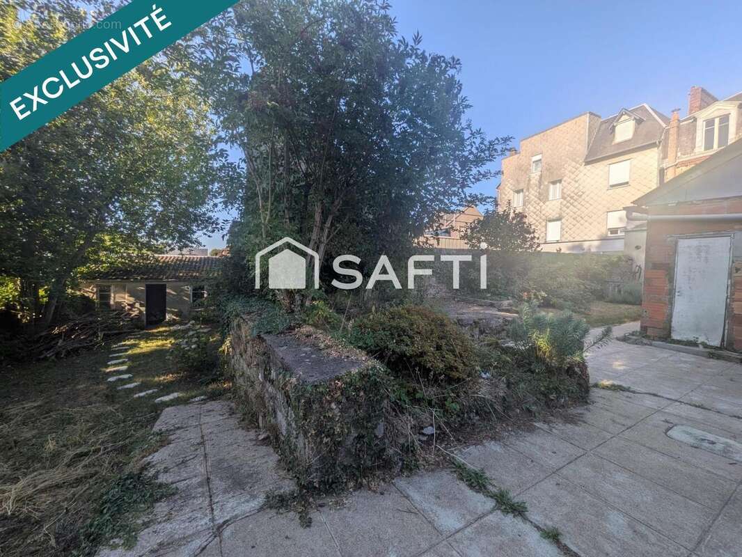 Maison 243 m² à Vire  - photo 2