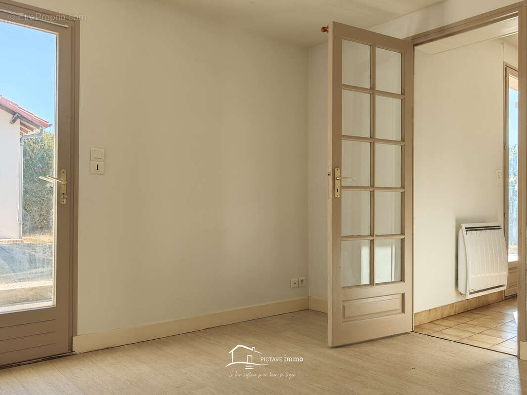 Maison 4 chambres et double garage - photo 5