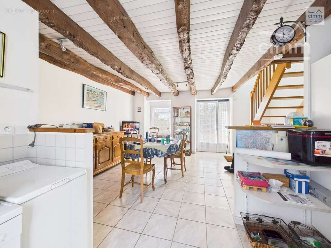 Maison à LES BRULAIS