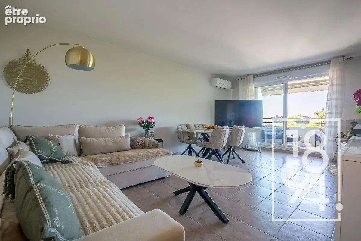 Résidence avec piscine – T3 climatisé vue mer + parking inclus et box en sus - photo 1