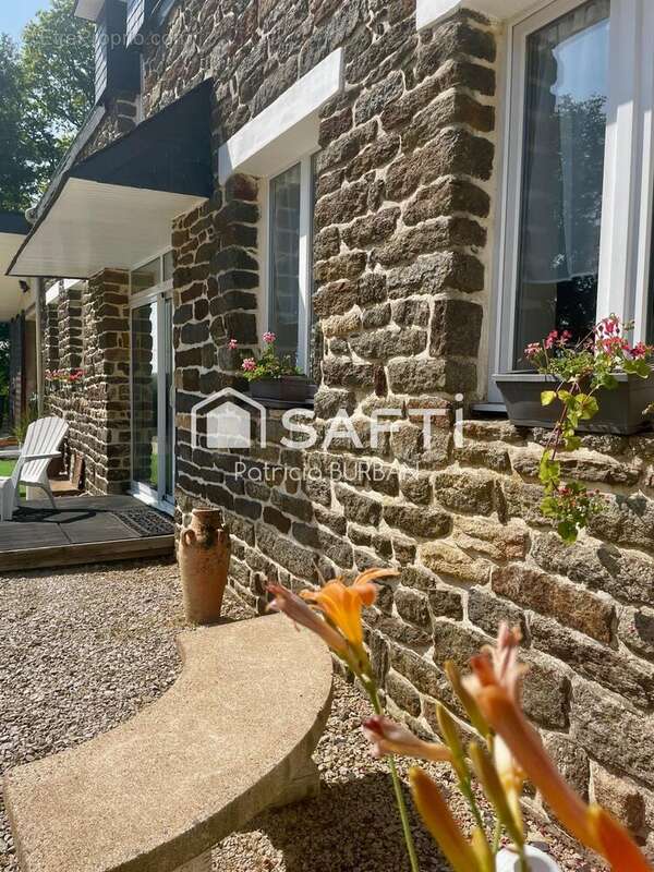 Photo 2 - Maison à QUESTEMBERT
