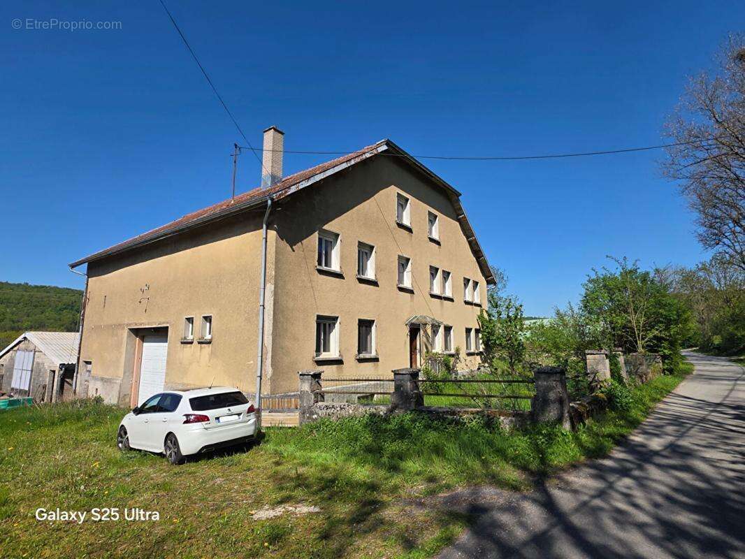 Maison à REMONDANS-VAIVRE