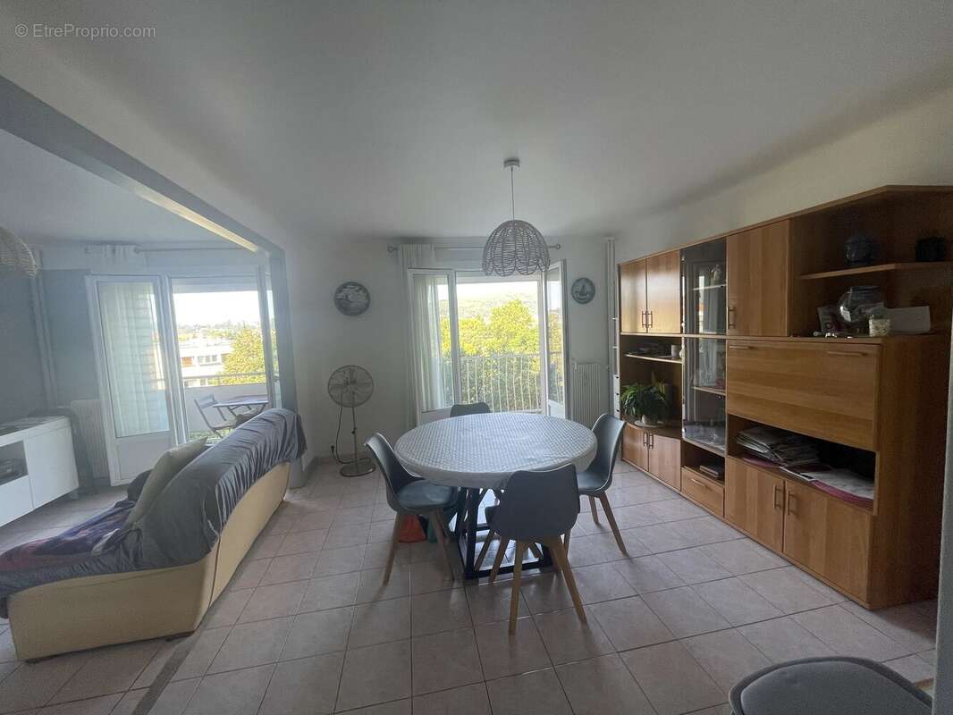 Appartement t4 au cœur de draguignan de 70,39 m² - photo 2