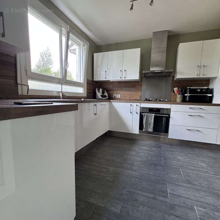 Maison 136 m² à Bouray-Sur-Juine  - photo 5
