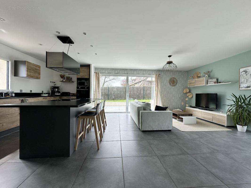 Maison 120 m² à Puiseux  - photo 5