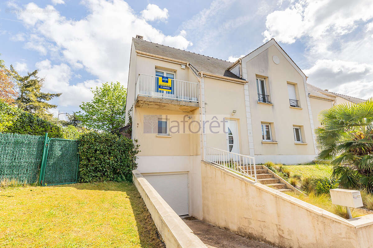 Maison à LONGJUMEAU