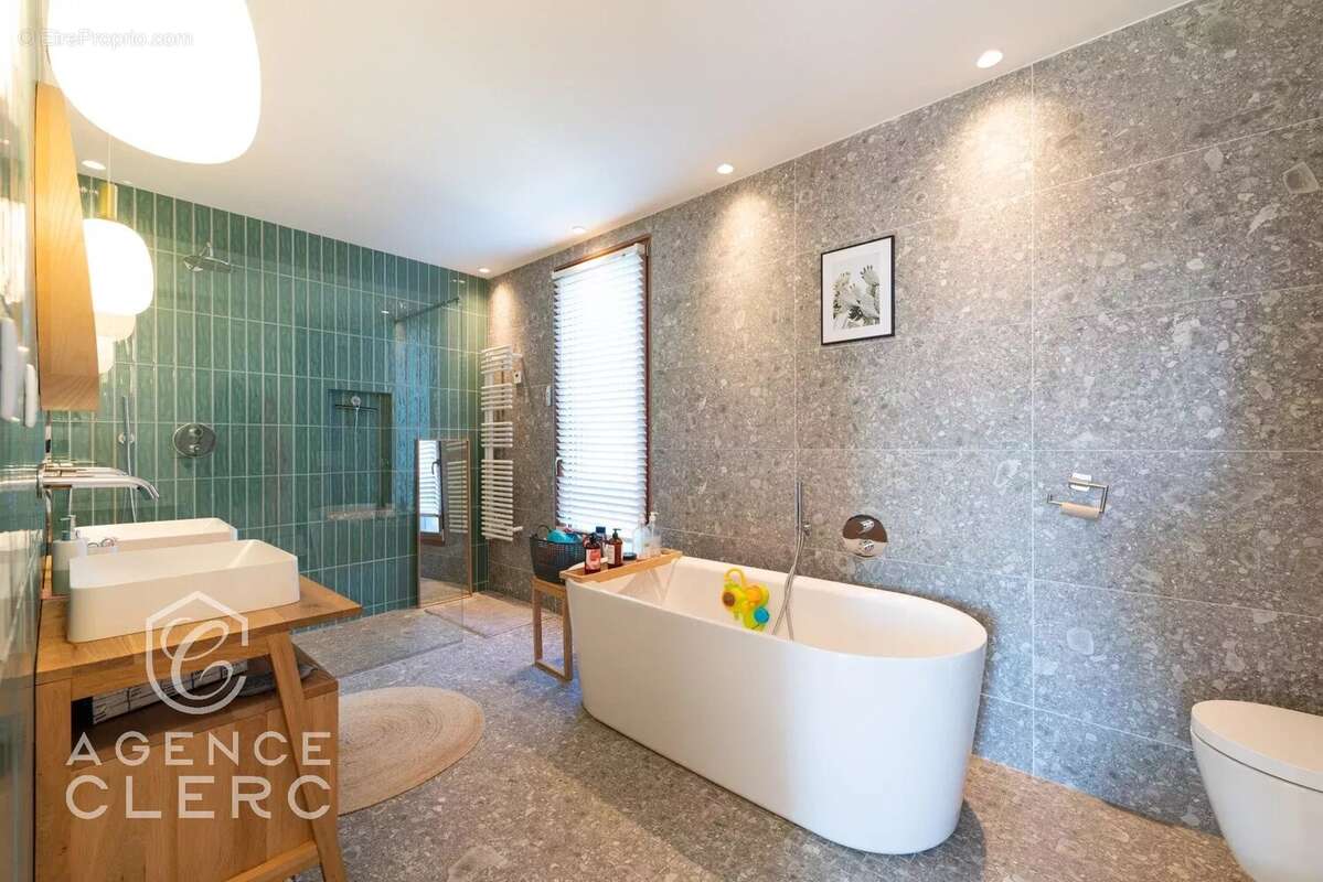 Maison à ANNECY-LE-VIEUX