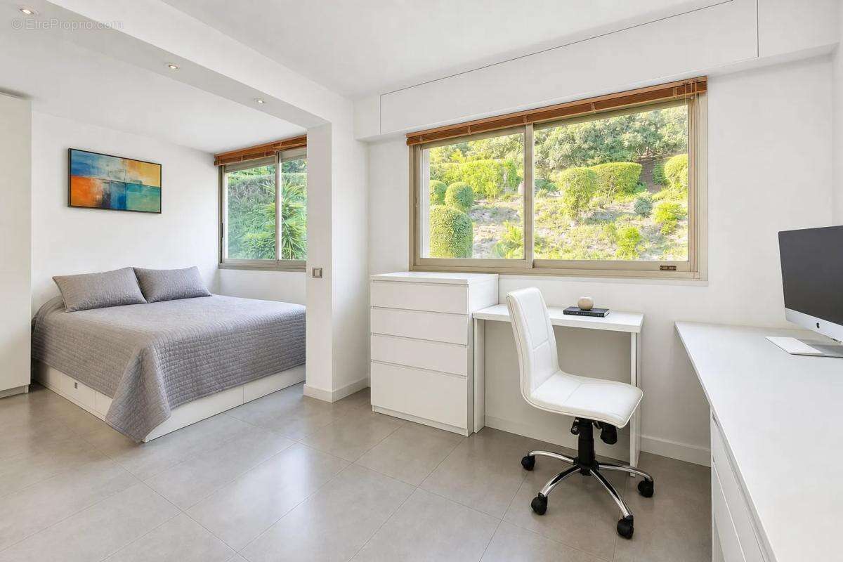 Appartement F4 à vendre 3 pièces - 117,16 m2 - photo 8