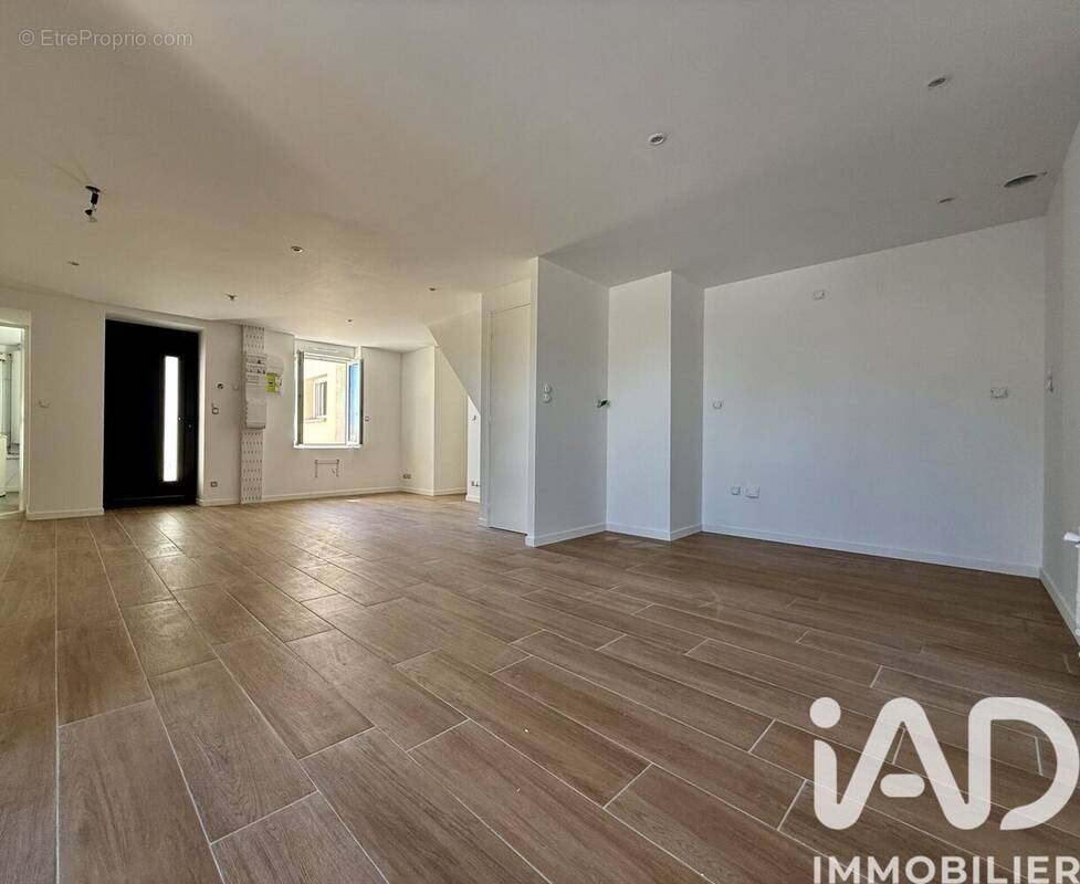 Photo 1 - Maison à RENAZE