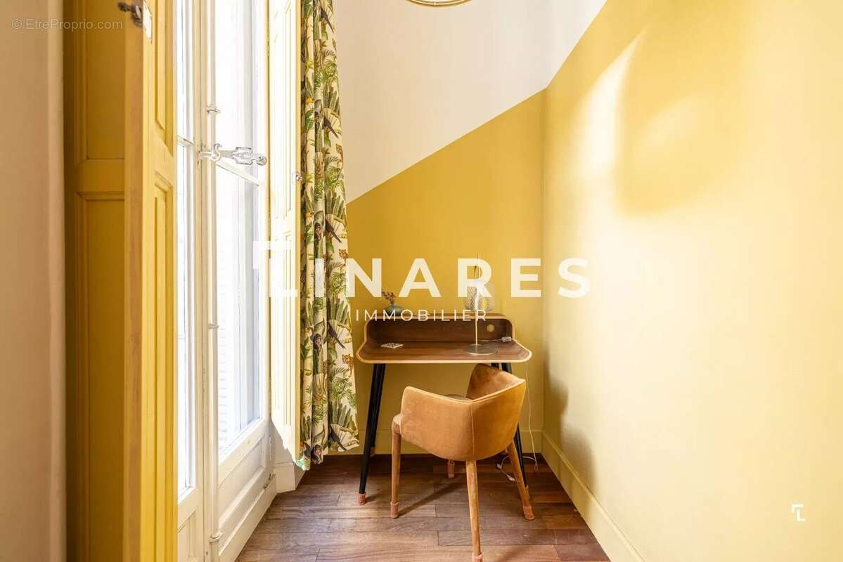 Appartement à MARSEILLE-1E