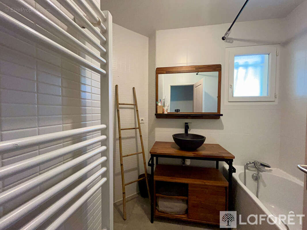 Maison à SAUGNACQ-ET-MURET