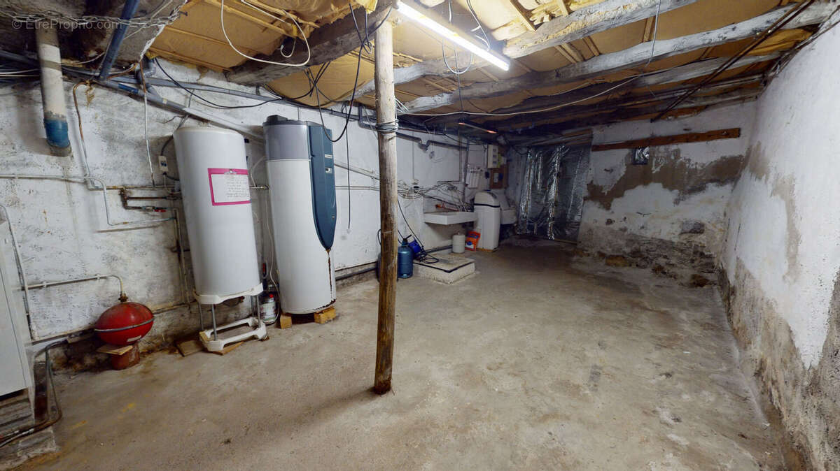 Maison à BOYEUX-SAINT-JEROME