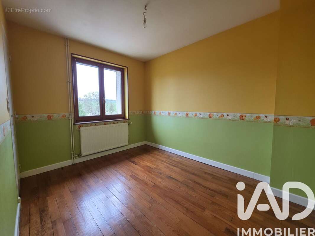 Maison 85 m² à Beaumont-En-Argonne  - photo 9