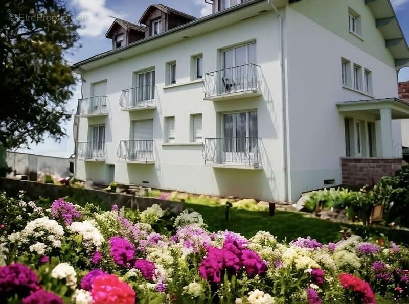 Appartement à BAINS-LES-BAINS