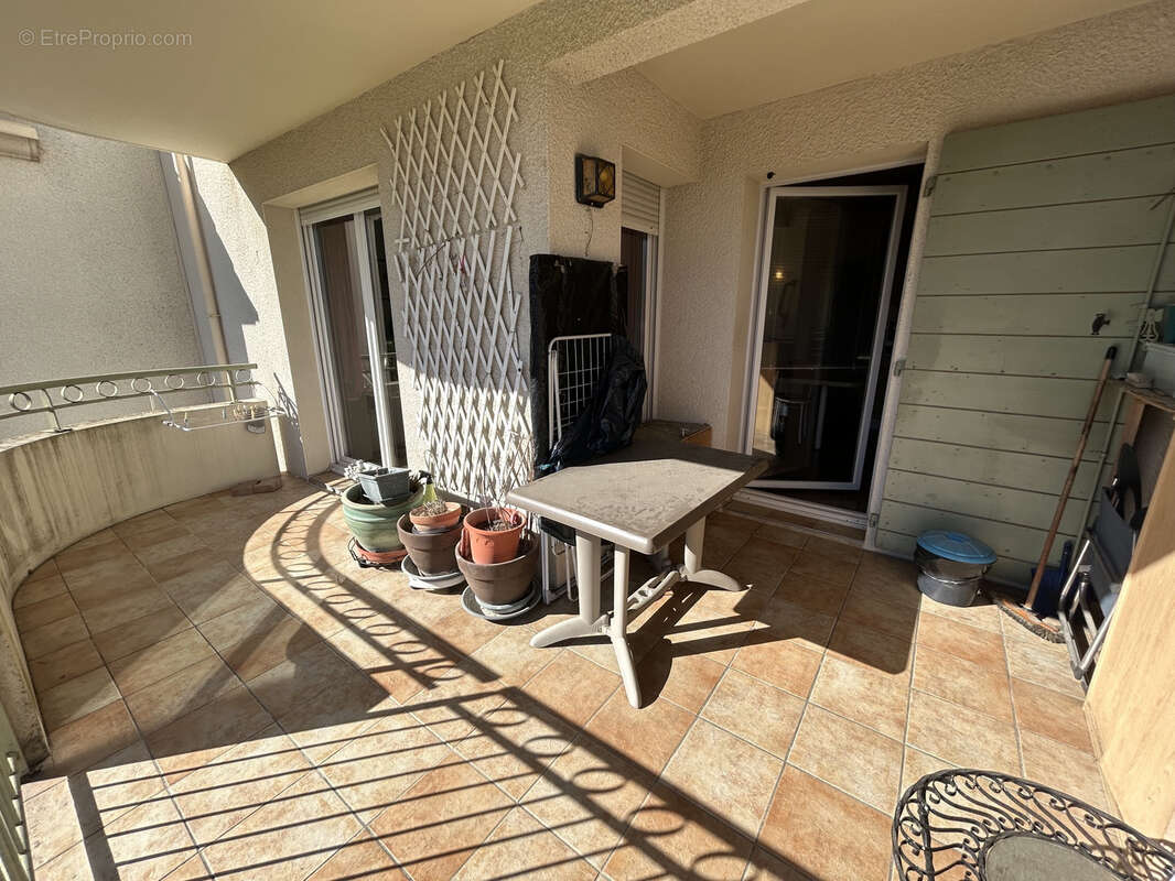 Appartement à Vendre à ANNONAY avec garage et terrasse - photo 5