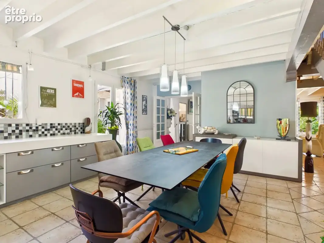 Maison familiale avec piscine, parc et dépendances - photo 7