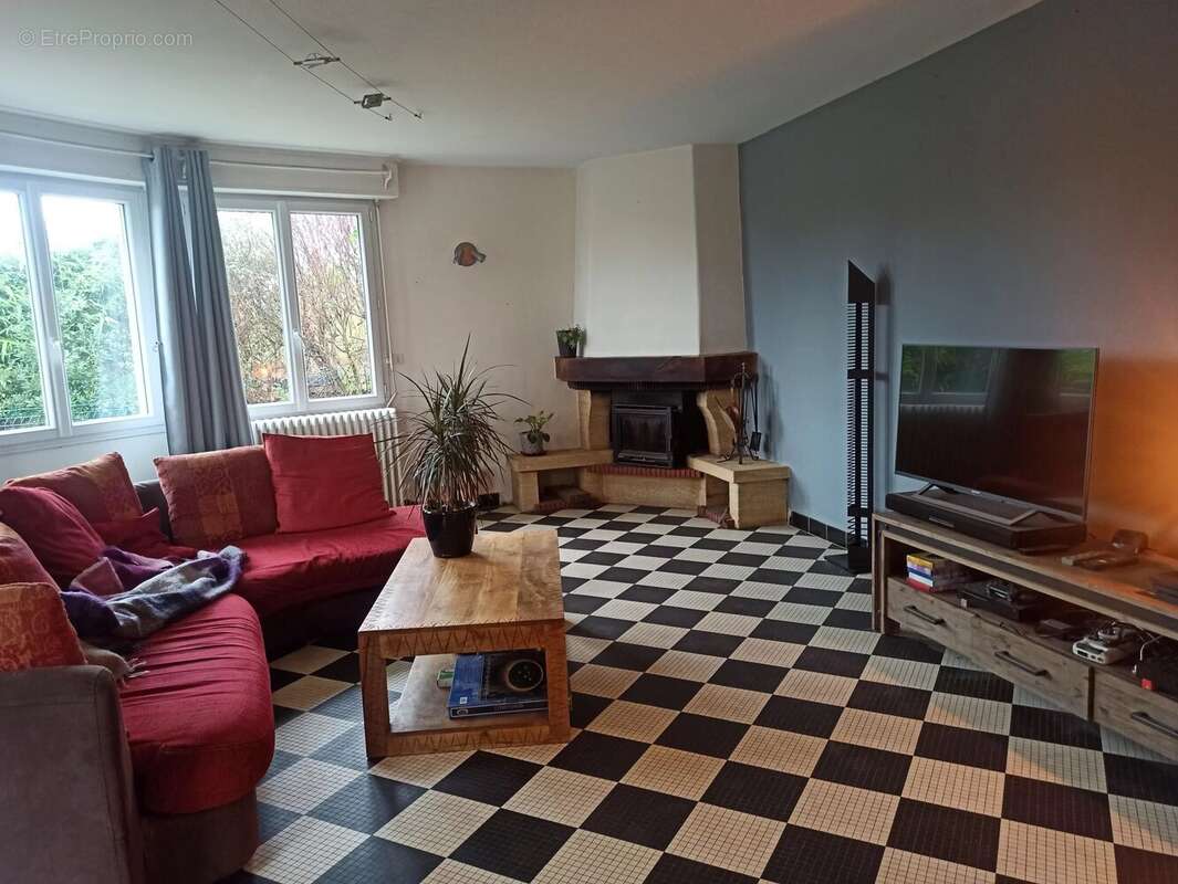 Maison à PLOUER-SUR-RANCE