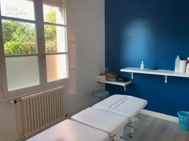 Opportunité d'investissement   Local professionnel avec 8 lots à vendre - photo 10