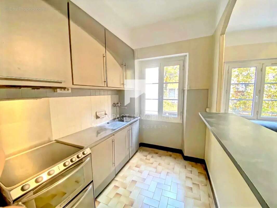 Appartement à HYERES