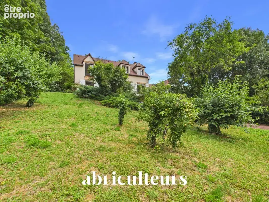 Maison familiale lumineuse avec grand jardin, terrasse et 5 chambres à Saint-Leu-la-Forêt (95320) - photo 26