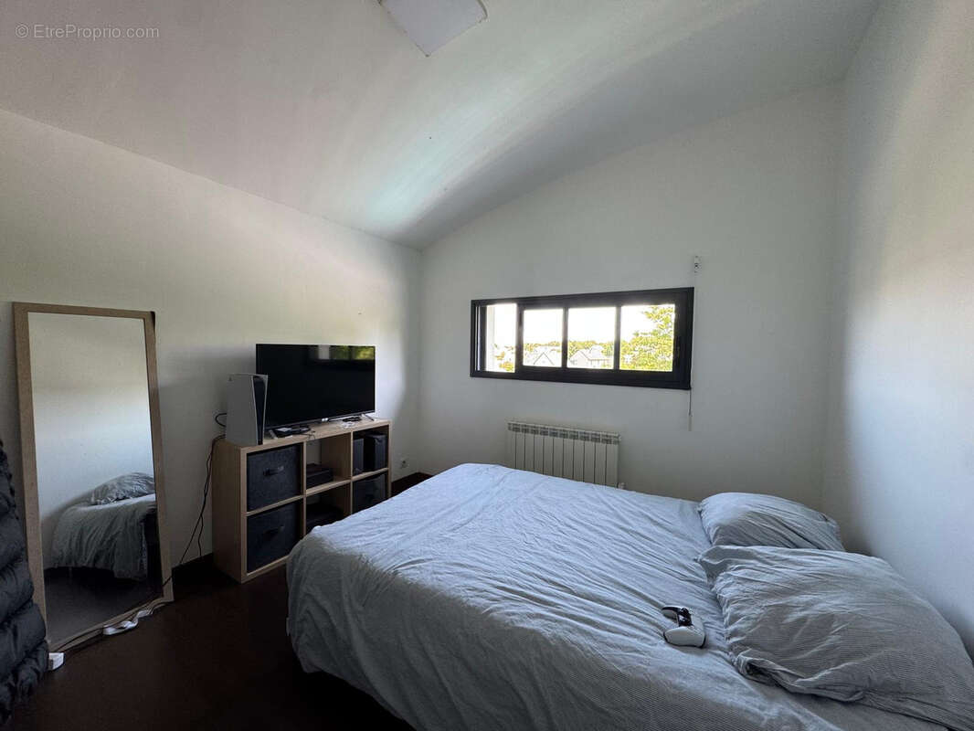 Maison familiale avec piscine à Ploneis - photo 10