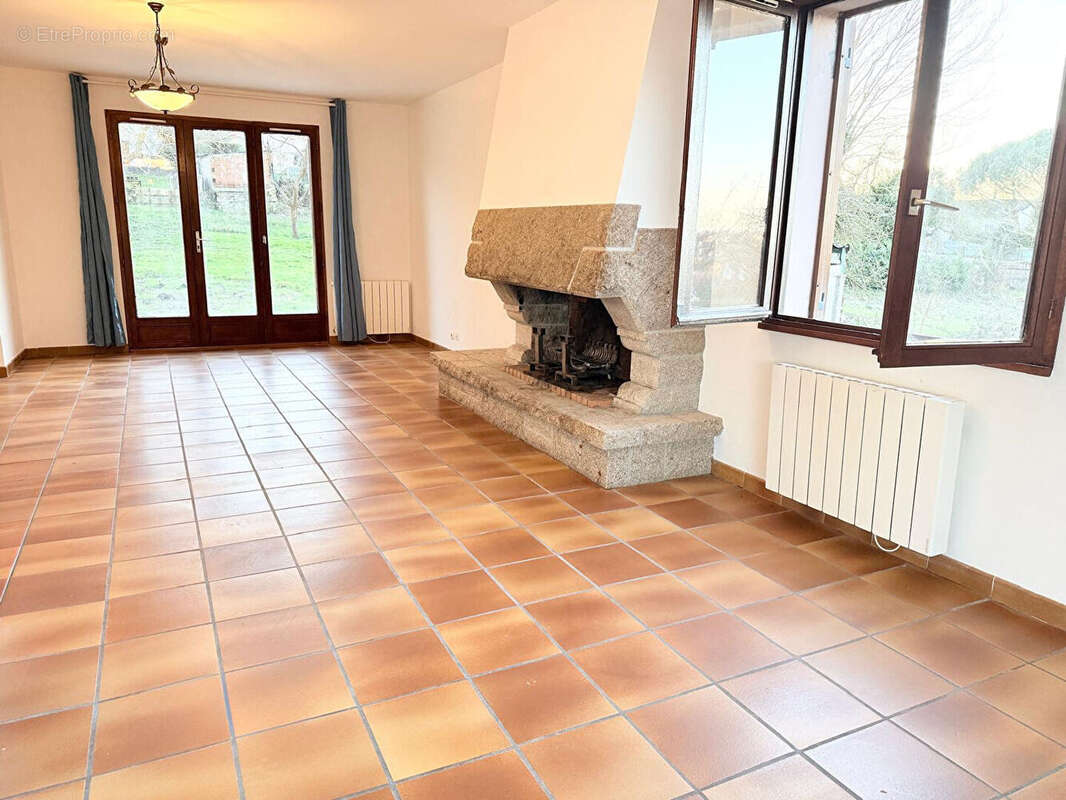 Maison à MAULE