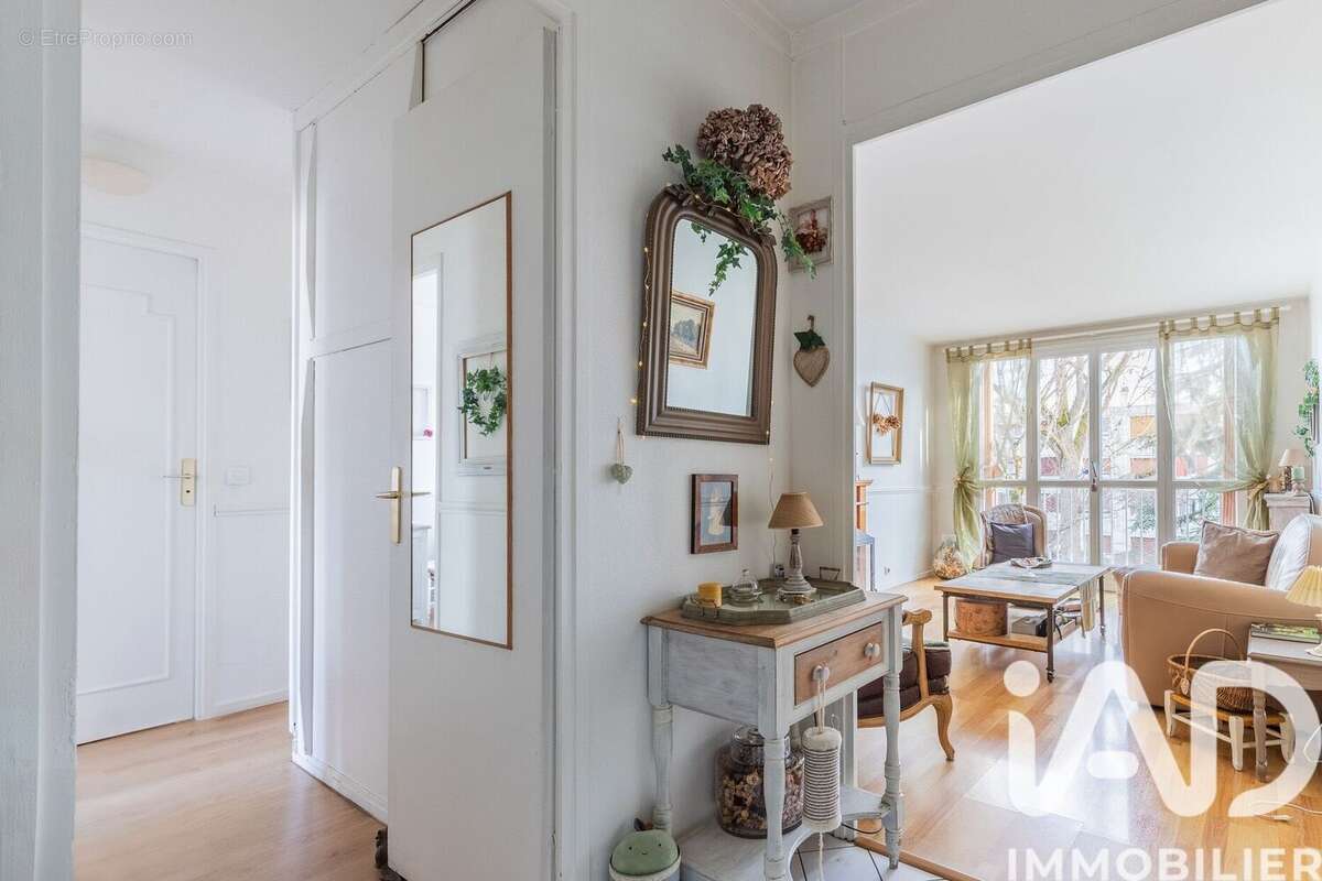 Photo 3 - Appartement à CHILLY-MAZARIN