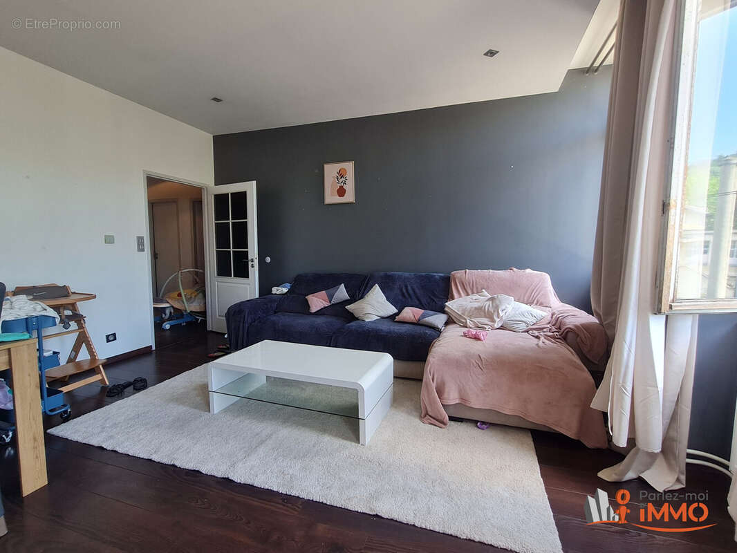 Appartement 85 m² à Saint-Etienne  - photo 5