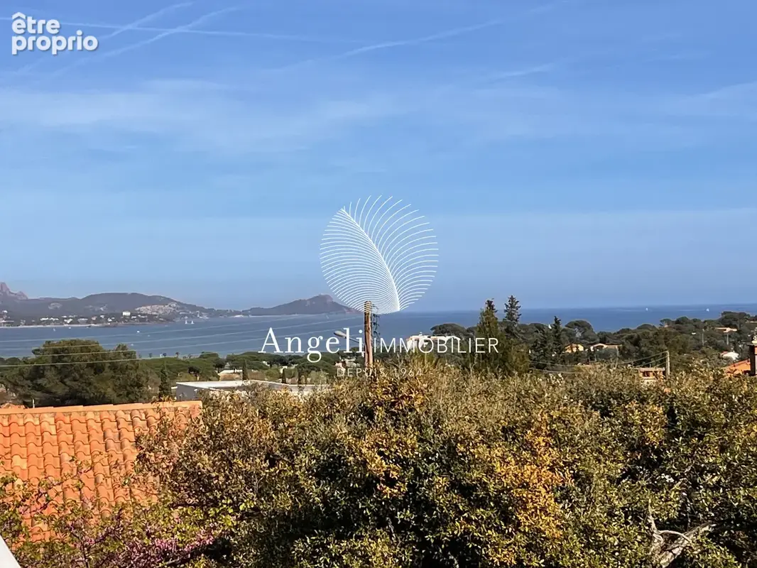 Saint aygulf : villa vue mer - photo 3