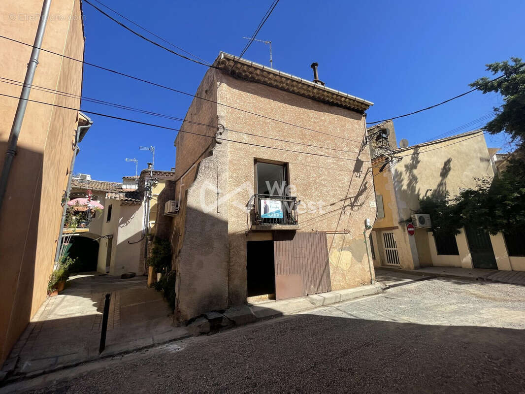 Maison à VILLENEUVE-LES-BEZIERS