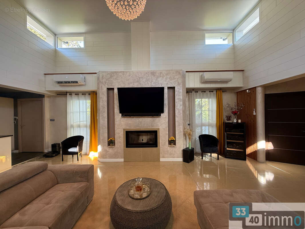 Villa 237 m2 - 5 chambres - mios - photo 3