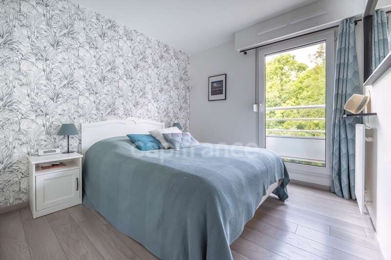 Appartement à SURESNES