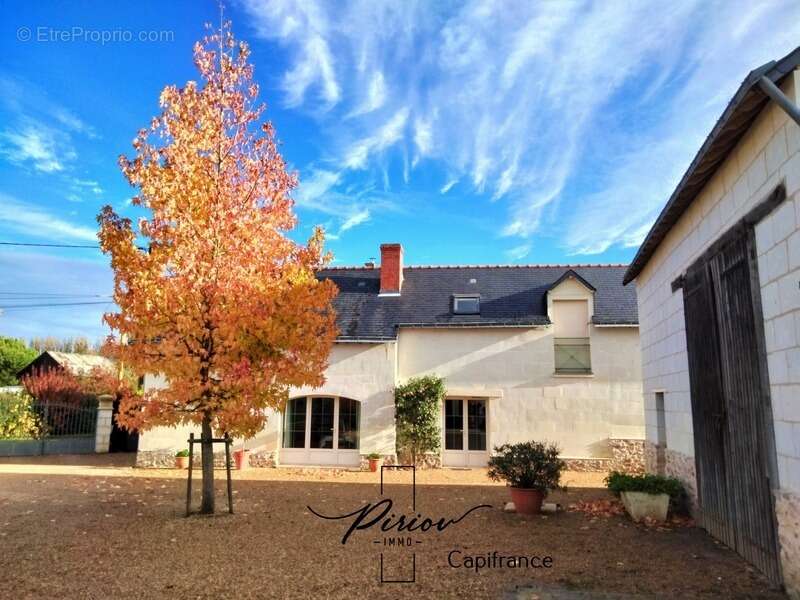 Maison à SAINT-MARTIN-DE-LA-PLACE