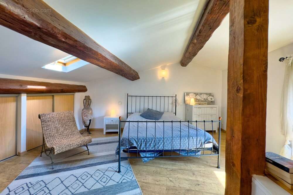 Maison à ROQUEVAIRE