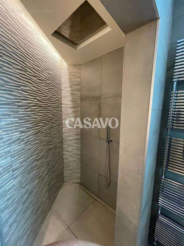 Appartement à LYON-8E