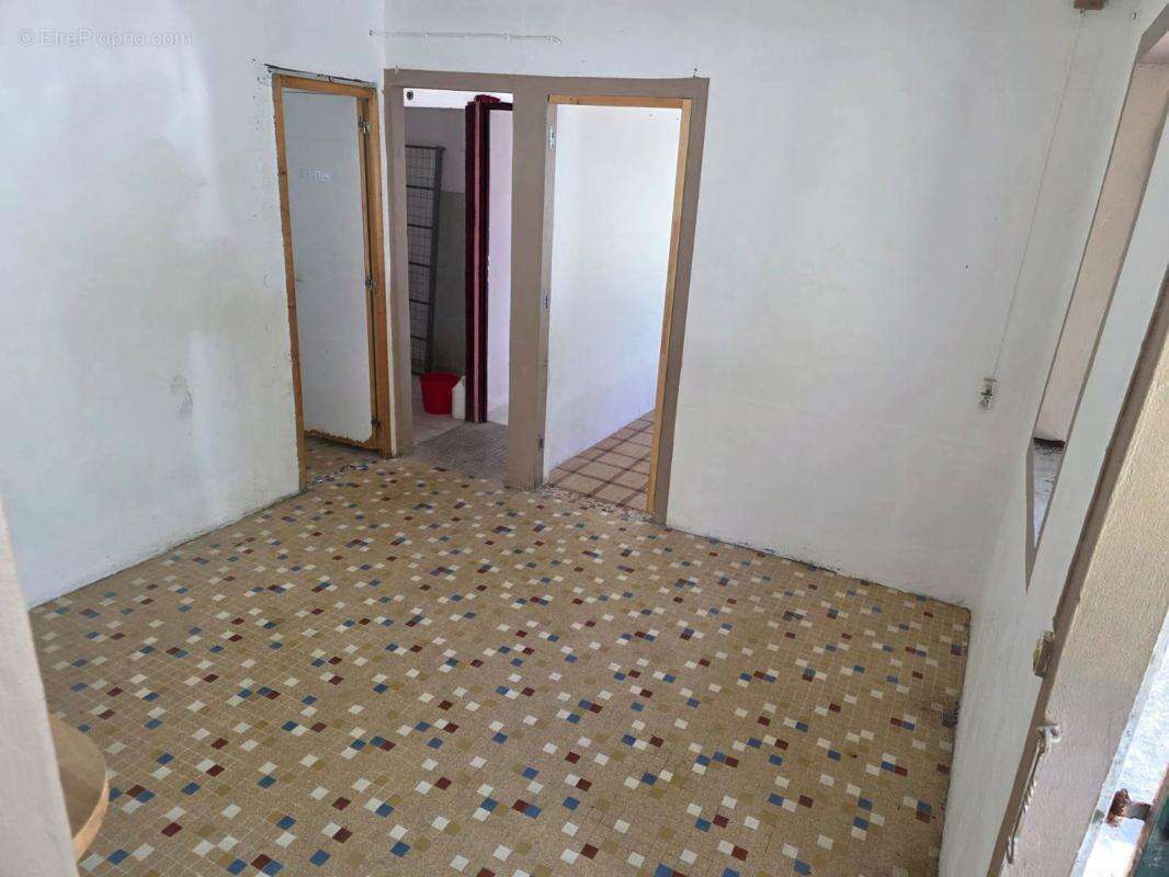 Appartement à BASSE-POINTE