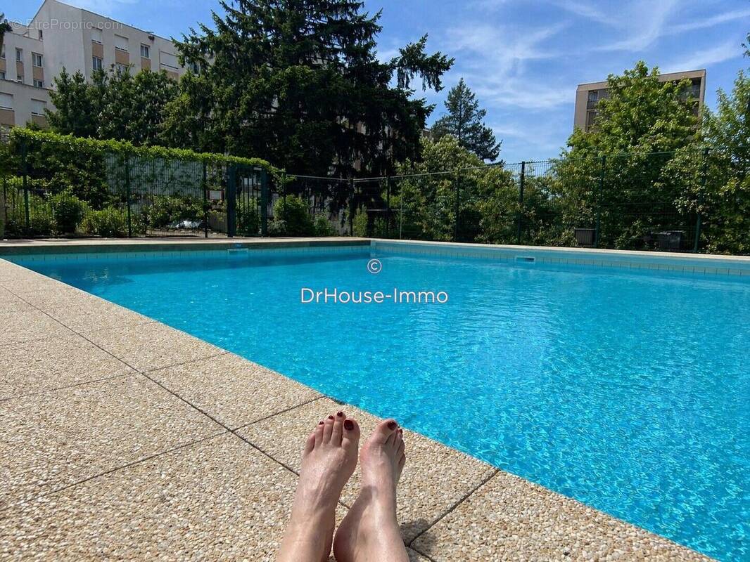 Appartement à TASSIN-LA-DEMI-LUNE
