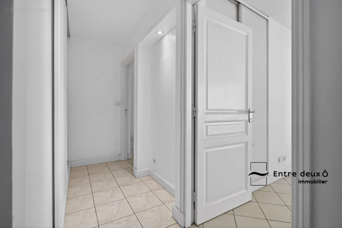 Appartement 151 m² à Schoelcher  - photo 6