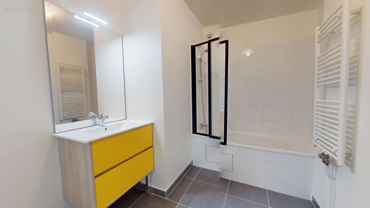 Appartement à HOUILLES
