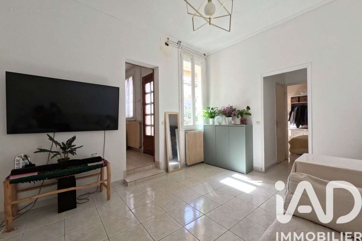 Photo 5 - Appartement à ISSY-LES-MOULINEAUX