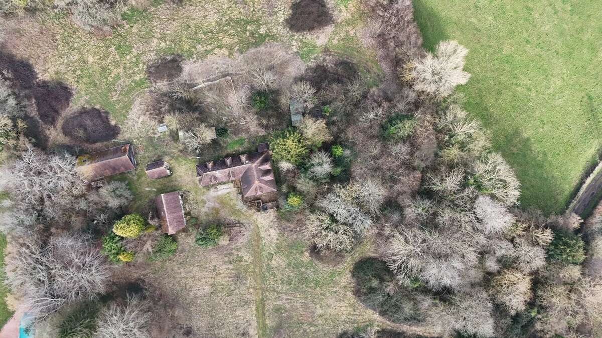 Maison à SAINT-GEORGES-EN-AUGE